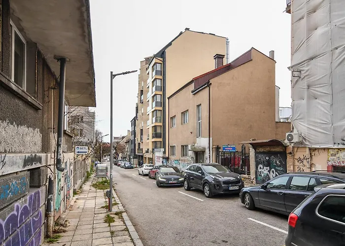 شقة Super Cozy Flat فارنا